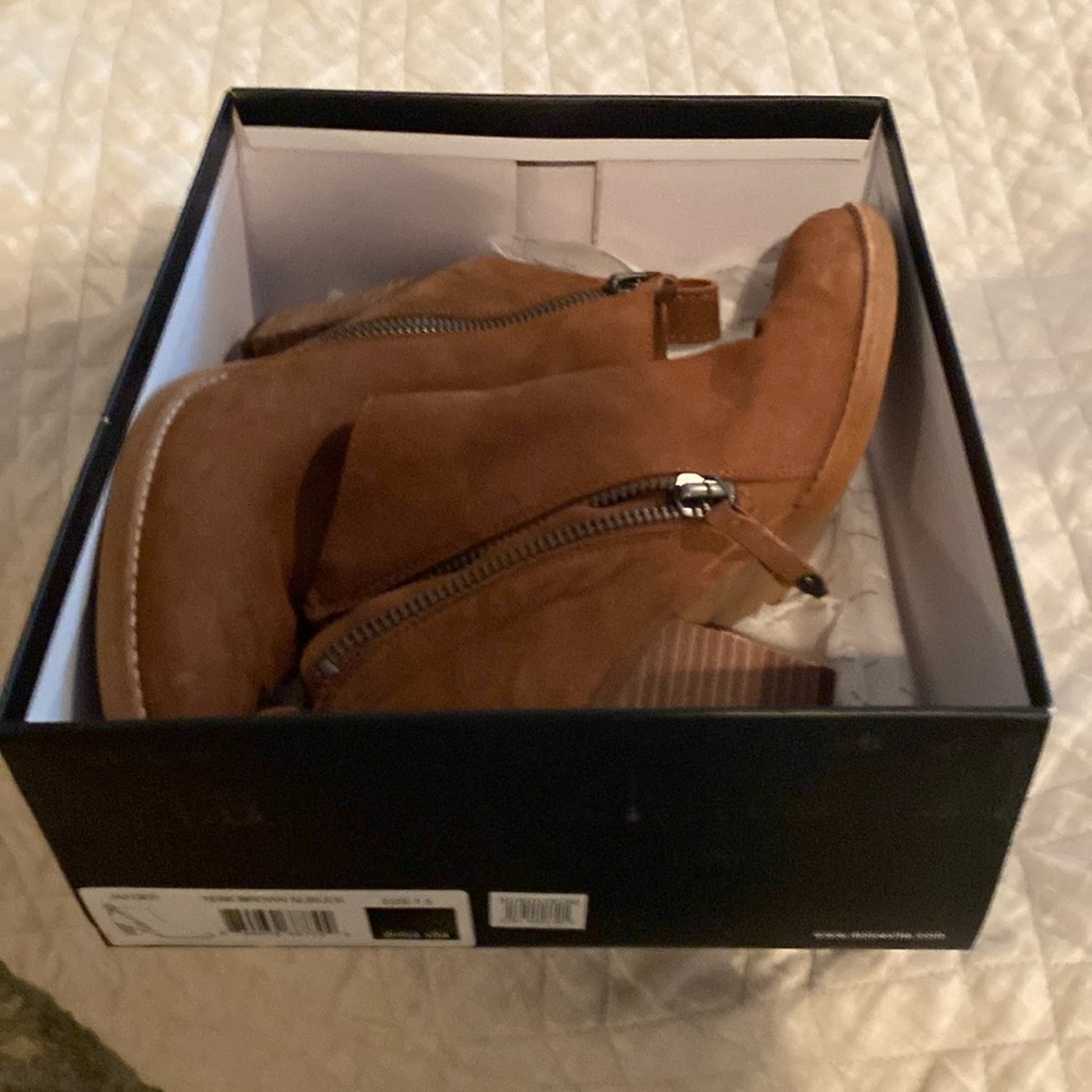 Dolce Vita Teak Brown Nubuck Ankle Boots